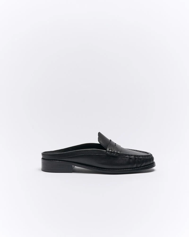 Hugo Leather Mule - Black
